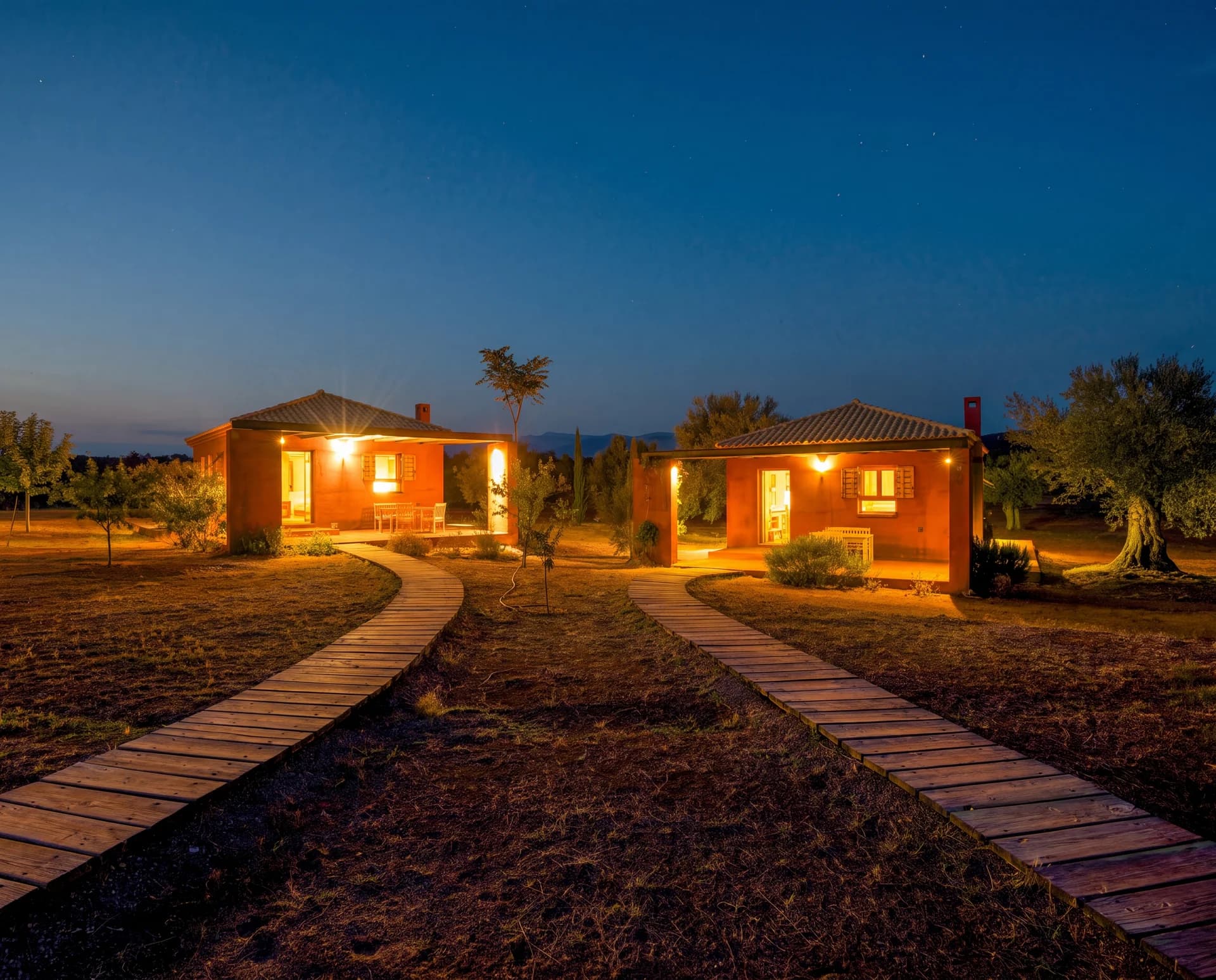 Four bioclimatic houses